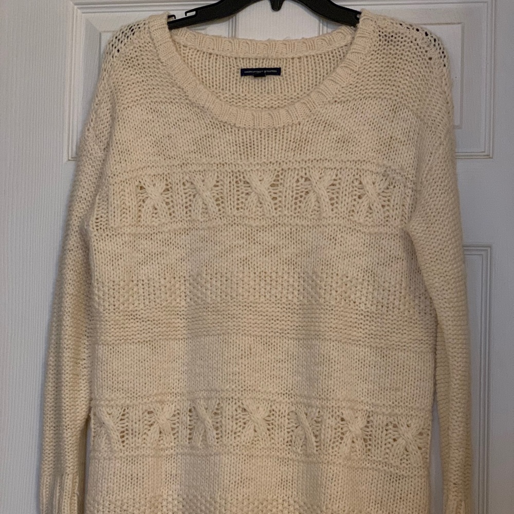 American Eagle sweater